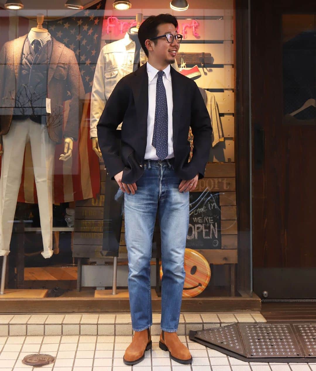 Freeport-ueno/上野さんのインスタグラム写真 - (Freeport-ueno/上野Instagram)「本日のSTYLE  定番的なトラッドなスタイルで。 個人的にはウォーホールのイメージなんですけども・・・ ウォーホールは足元ペコスですけども・・・ #jacket#denim#workersjapan #bdshirt#soutiencol #boots#paraboot #IVYstyle#trad#surf #Freeportueno#tokyo#上野セレクトショップ」2月2日 13時27分 - freeportueno