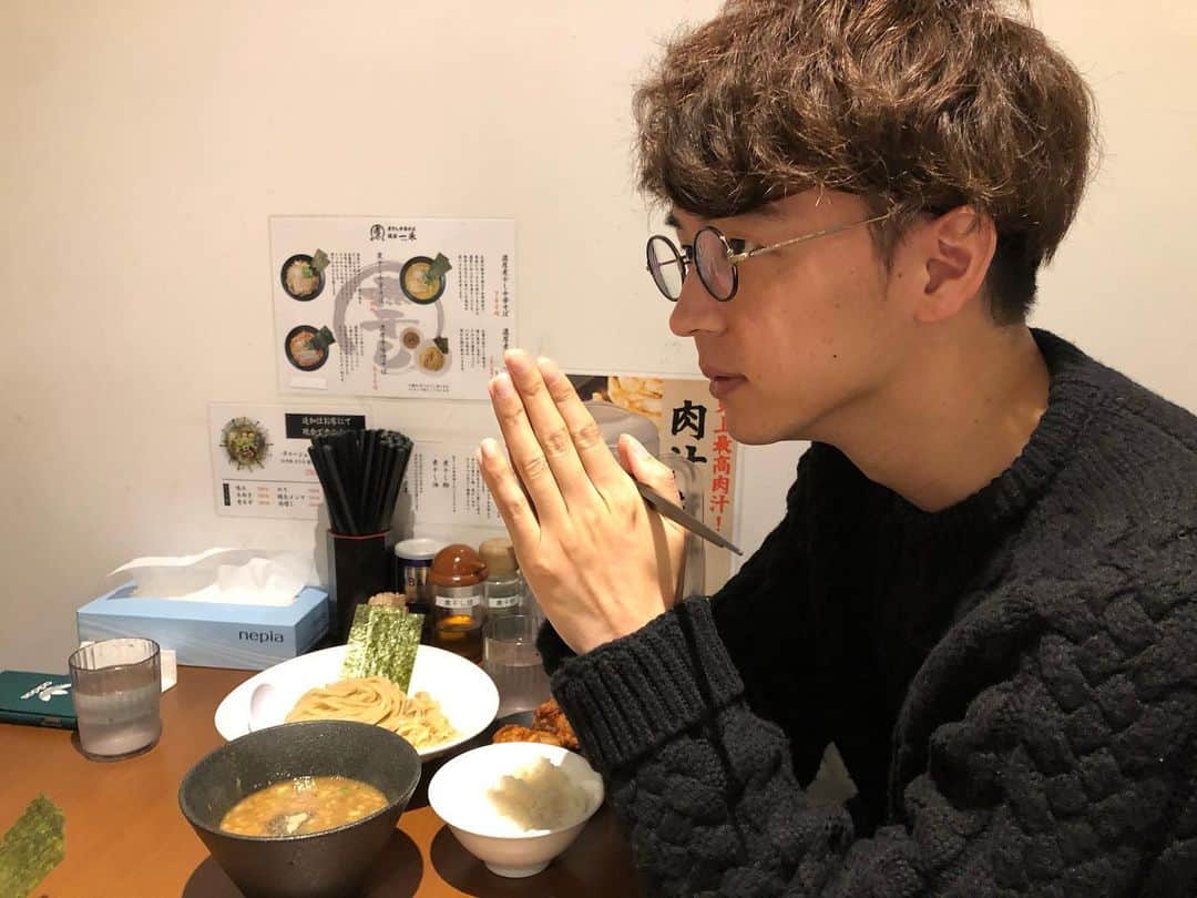西村真二さんのインスタグラム写真 - (西村真二Instagram)「イケメンとつけ麺」2月2日 14時32分 - shinji_nishimura0630