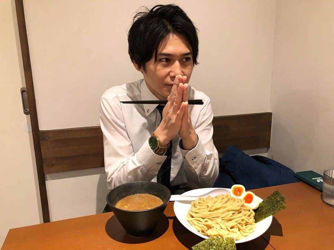 西村真二さんのインスタグラム写真 - (西村真二Instagram)「イケメンとつけ麺」2月2日 14時32分 - shinji_nishimura0630