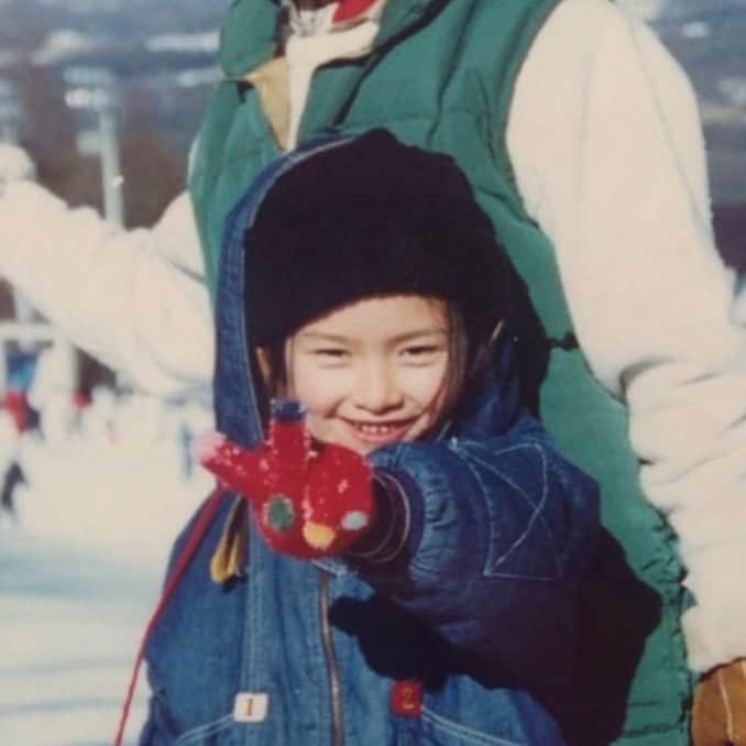 SALUさんのインスタグラム写真 - (SALUInstagram)「she was 5 in this pic but looks like shes adult. how beautiful you are! #wifey」2月2日 15時11分 - salu_info