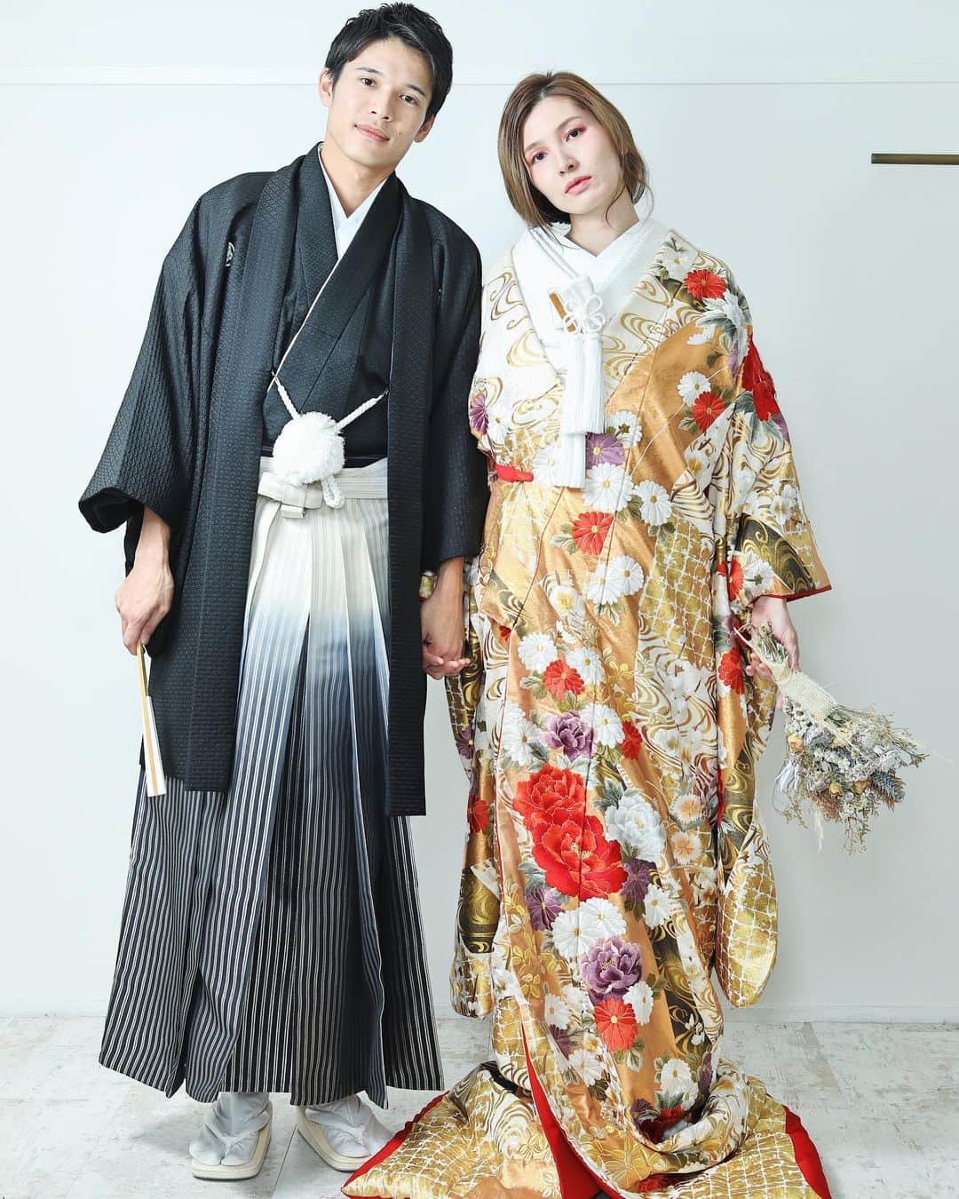 中田有美さんのインスタグラム写真 - (中田有美Instagram)「前撮り📸﻿🖤🤍 ﻿スタジオver✨ ﻿ ph @hajime_laviephotography﻿ st @lazycinderella ﻿ hm @hairmake_ayau_r ﻿ ﻿ ﻿ ﻿ #japan #fukuoka #wedding #weddingphoto  #model #kimono #shooting #instadaily #autumn #instafashion #fashion #love  #me #y_n_yumi #結婚式 #結婚 #プレ花嫁 #前撮り#着物 #和装 #色打掛 #ロケーションフォト #紅葉 #秋 #ウェディングフォト #スタジオフォト」2月2日 15時13分 - yumi_5287