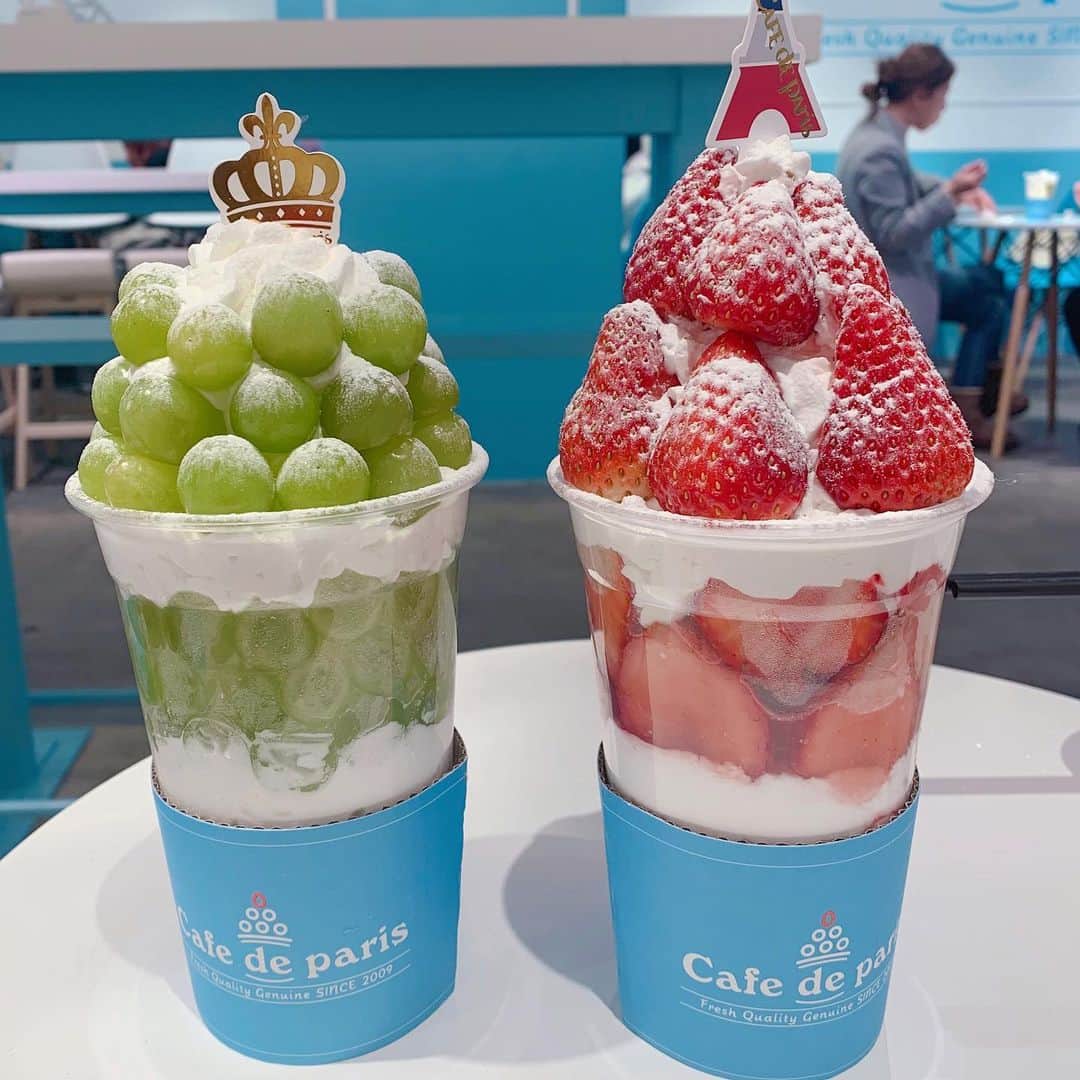のインスタグラム：「#cafedeparis  #新宿ルミネエスト  #パフェ  #苺  #青ぶどうボンボン」