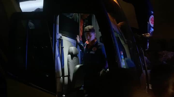 サッカー コロンビア代表チームのインスタグラム：「🖐🏼 ¡HOLA BUCARAMANGA!  #VamosColombia」