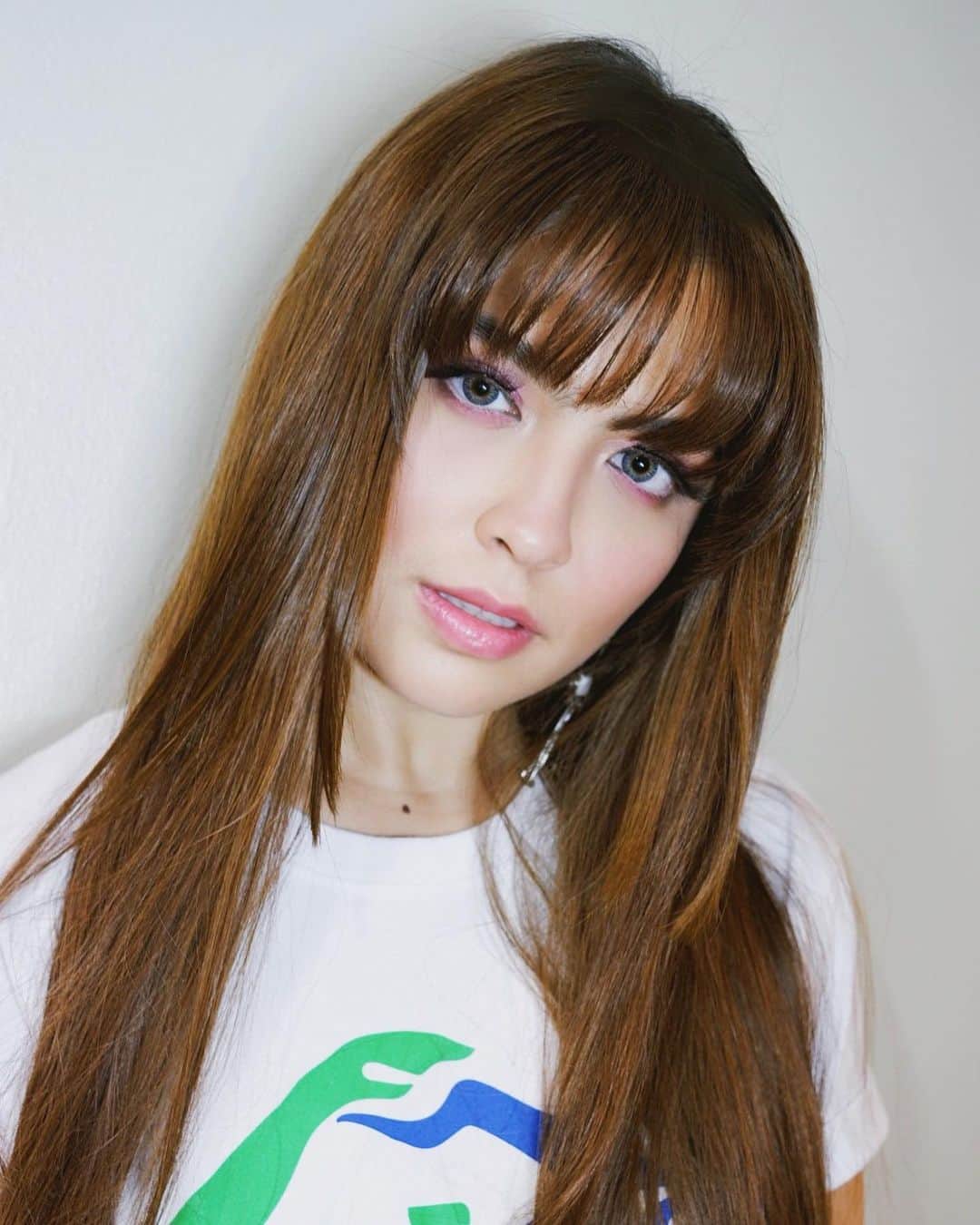 Alexa Ilacadさんのインスタグラム写真 - (Alexa IlacadInstagram)「Should I? 😉 Makeup by @makeupbymjiquina Hair by @ronleonor ♥️」2月2日 17時27分 - alexailacad