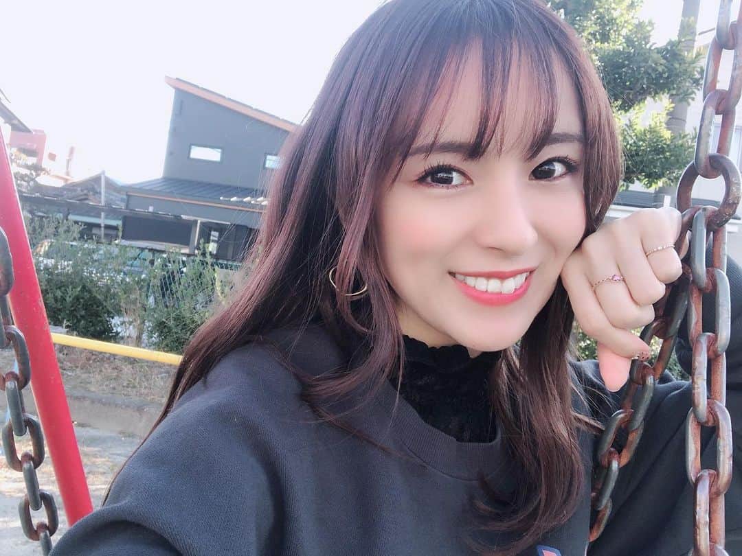 ぽこのインスタグラム：「エンディングは公園で🎥 ✨. 静かな公園だったから1時間くらいぼーっとしたかった🥺」