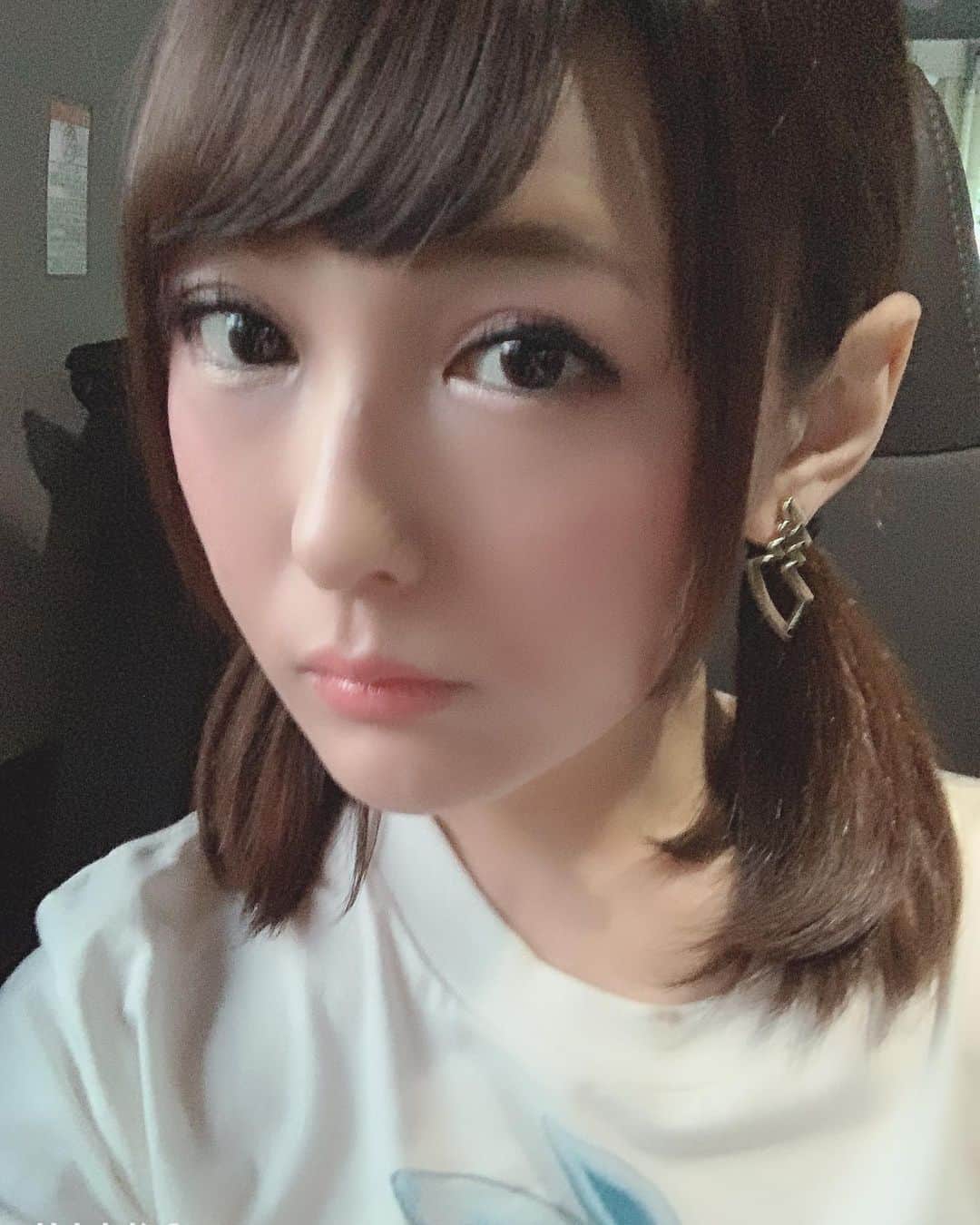 椿姫彩菜のインスタグラム：「#ツインテール　#ツインテールの日 #ツインテール女子」