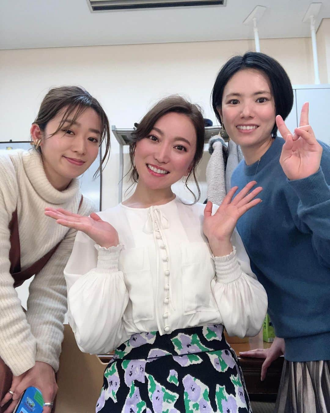 加藤綾菜さんのインスタグラム写真 - (加藤綾菜Instagram)「明日2月3日(月)TBS 19時〜20時 ✨名医のTHE太鼓判✨に出演します❤️ カトちゃんと私と親友の鈴木奈々ちゃんのプライベートの様子を密着してくださいました✨ 是非見て下さい❤️ #加藤茶 #鈴木奈々 #加藤綾菜」2月2日 18時30分 - katoayana0412