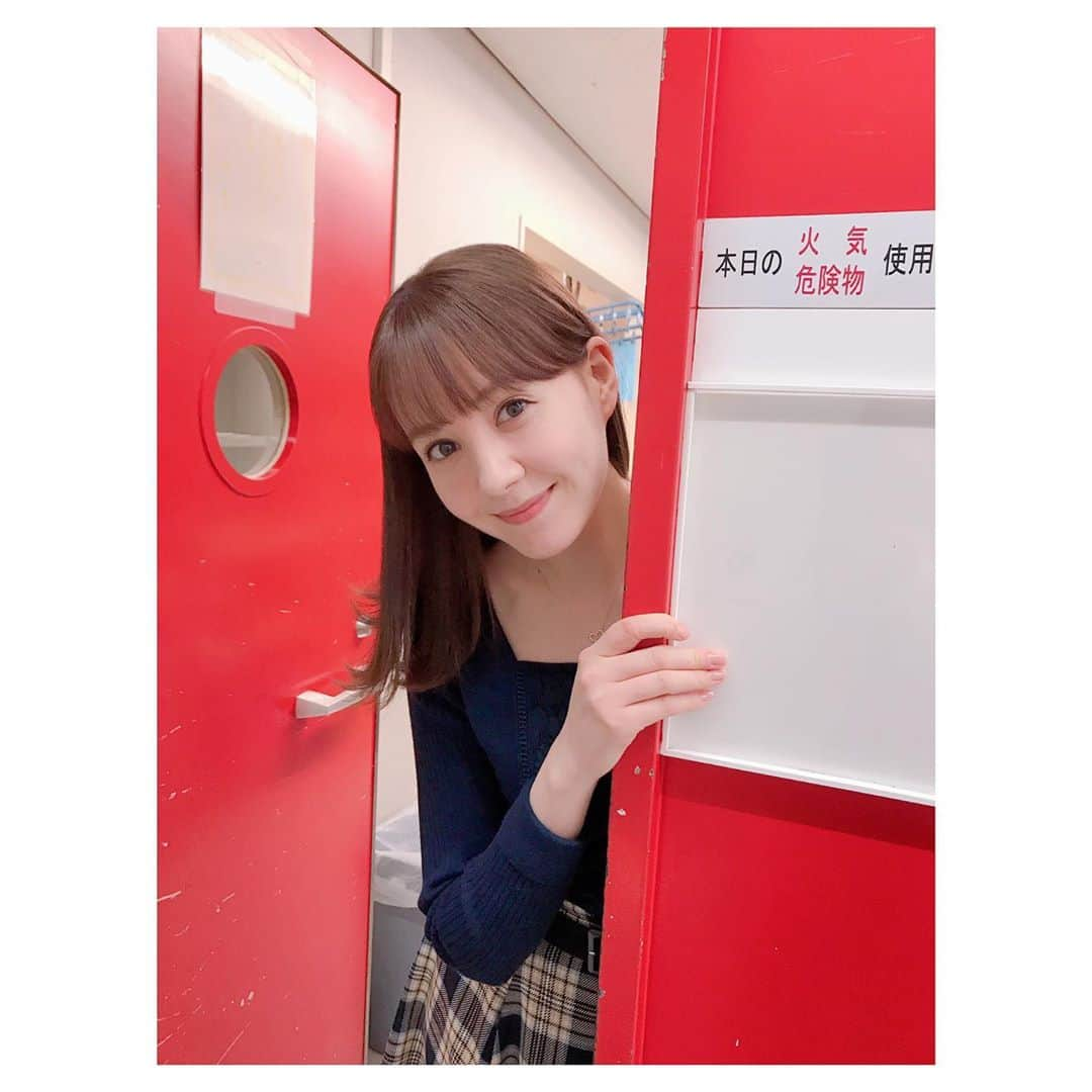 トリンドル玲奈さんのインスタグラム写真 - (トリンドル玲奈Instagram)「今夜10時から^ ^  NHK BSプレミアムにて 「捜査会議はリビングで✨おかわり！」の放送があります❣️ 是非1話から観てください✨  わたこ先生役です☺︎ 個人的にすごーく好きな役です☺️。」2月2日 18時24分 - toritori0123