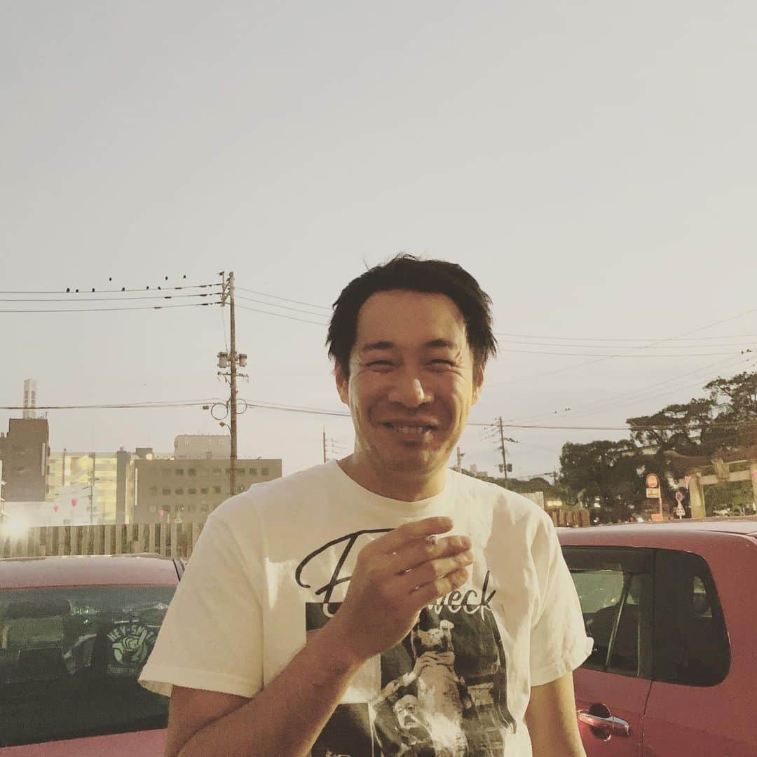 安野勇太のインスタグラム：「本日は佐賀RAG-GにてETERNAL PROGRESS TOURです！今日はbachoニキとSHIMAにお世話になります🔥当日券もありますので是非ー！今日も楽しそうで何よりですね！よろしくお願いします！#HAWAIIAN6」