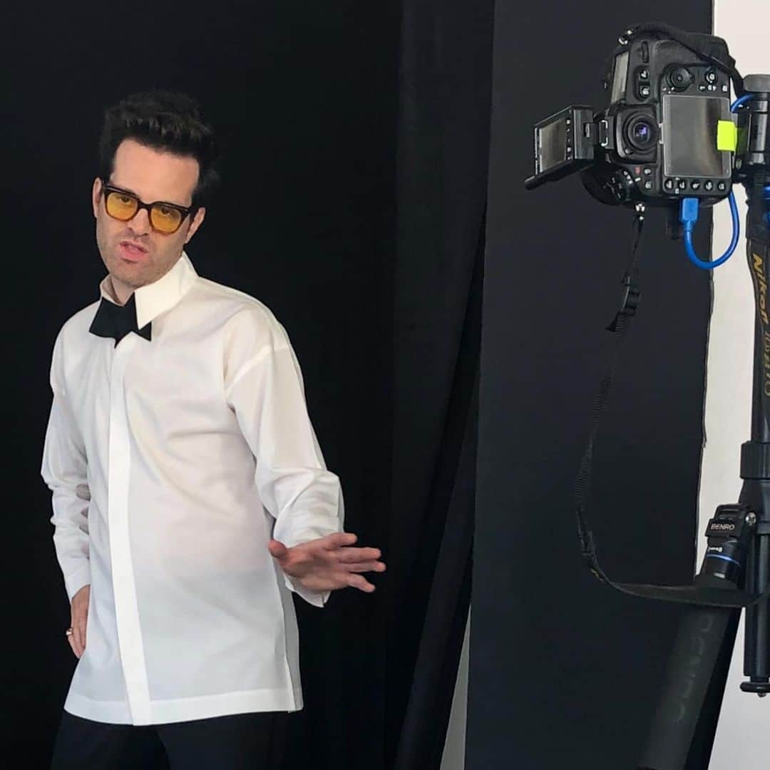 メイヤー・ホーソーンのインスタグラム：「Feeling good, feeling great.」