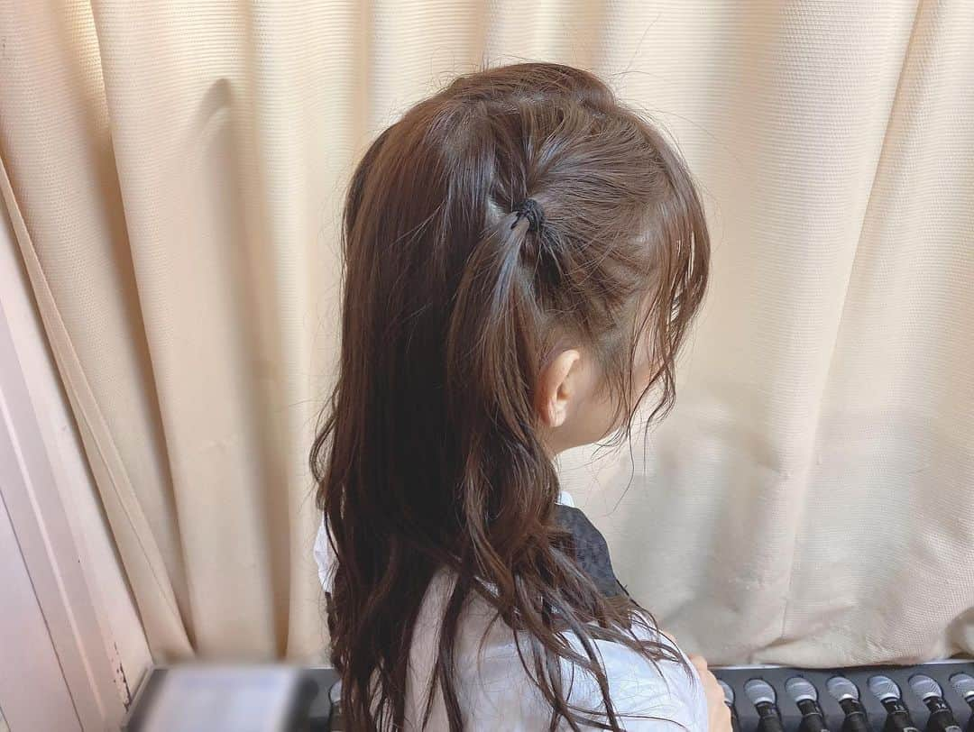 佐藤朱さんのインスタグラム写真 - (佐藤朱Instagram)「ハーフツイン楽しかった〜👧🖤笑 #ツインテールの日 #ハーフツイン」2月2日 20時37分 - akari_miyagi