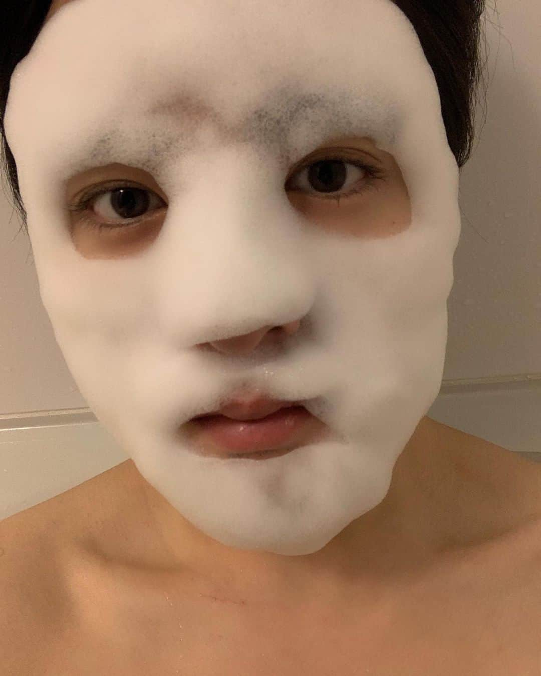 上遠野太洸さんのインスタグラム写真 - (上遠野太洸Instagram)「泡立つシートマスク使ってみた。 やだコレすごい。」2月2日 21時00分 - taikokatono