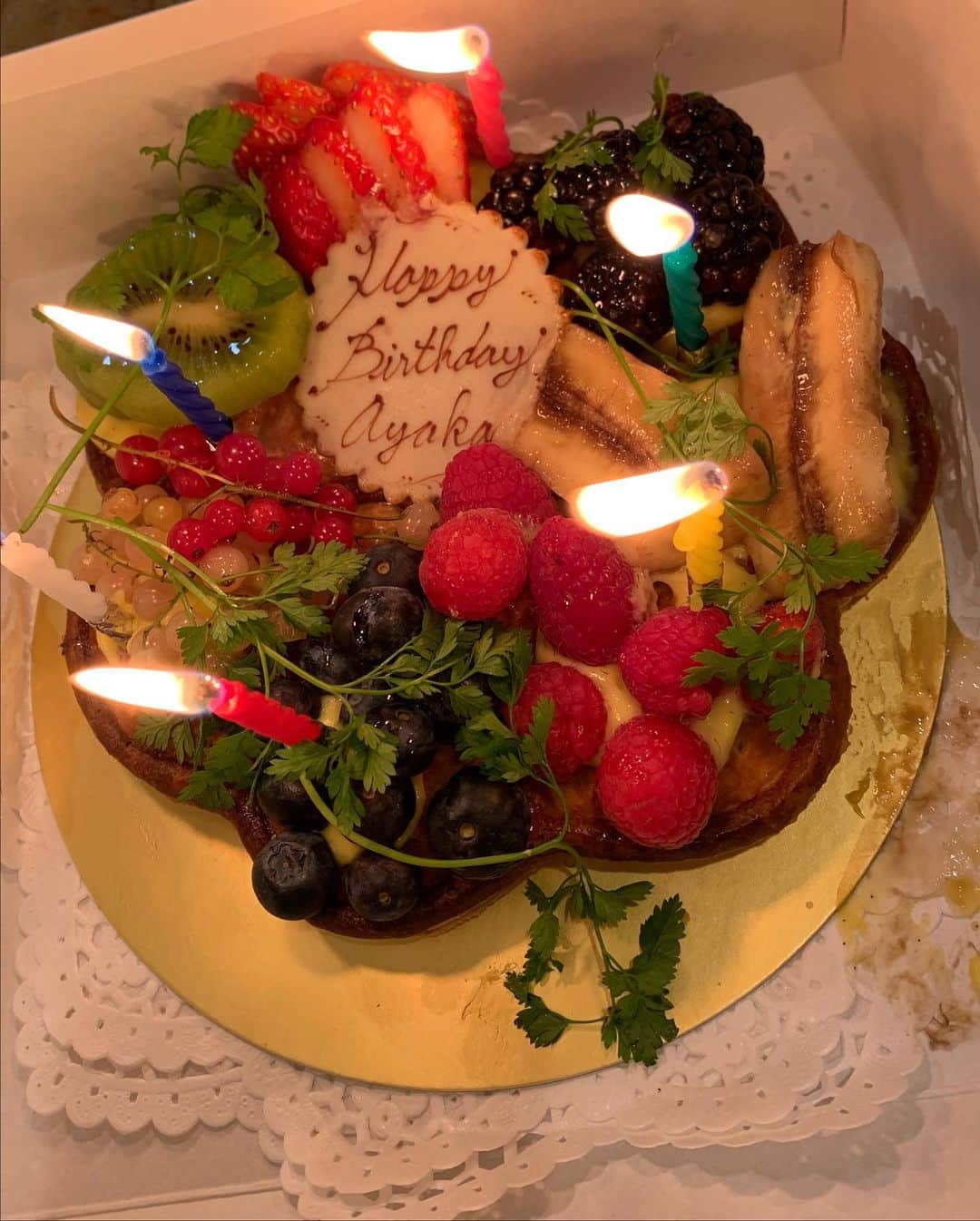 ラリソン彩華さんのインスタグラム写真 - (ラリソン彩華Instagram)「ケーキもワインも美味しすぎました😭👏 #サプライズ#ありがとう#🍷#🎂 #誕生日#2020」2月2日 21時11分 - ayakalarrison