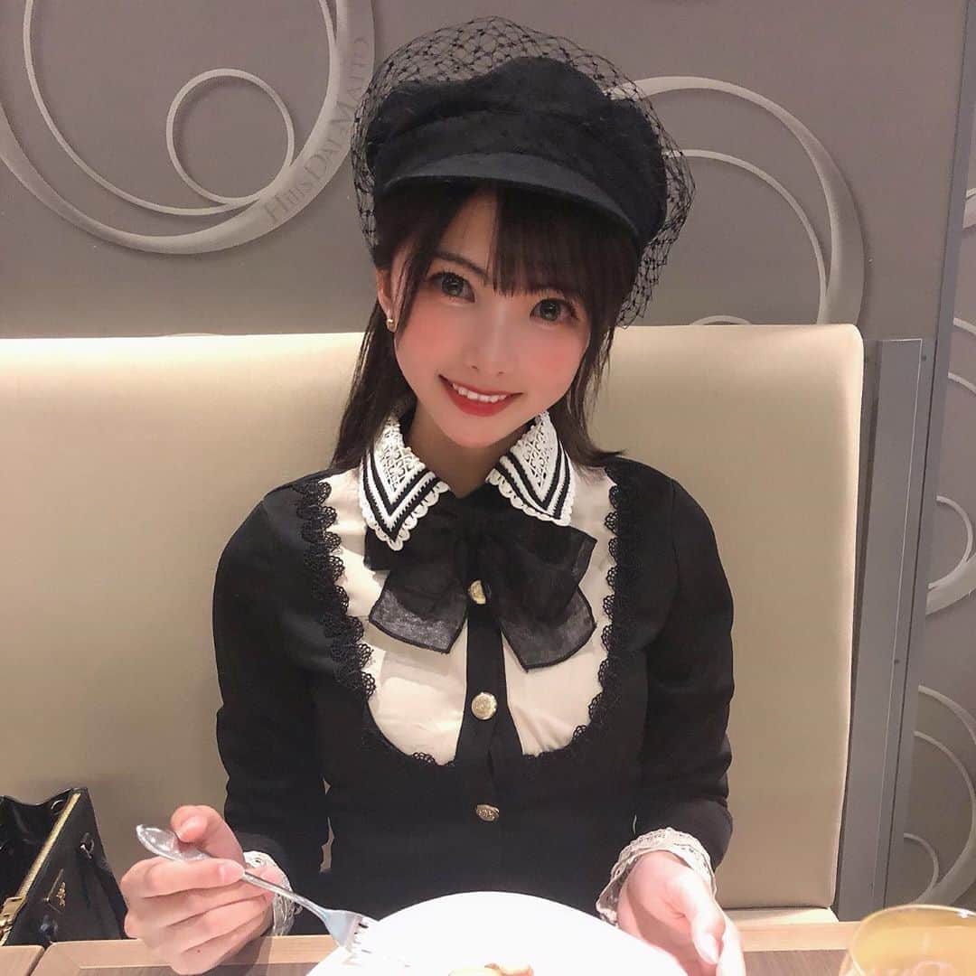 岡田栞奈のインスタグラム：「昨日食べた苺の冷製パスタ🍓 美味しかったよ(*´﹃｀*) #六本木ヒルズ #ディナー #ダルマット #冷製パスタ #苺 #dinnertime #dinner #roppongihills #dalmatto」