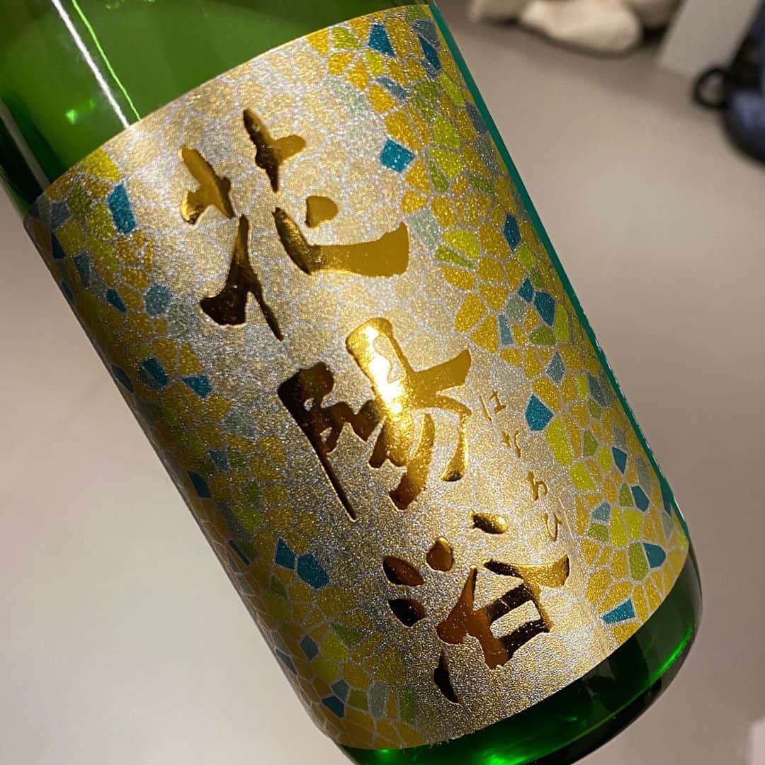 三浦祐太朗のインスタグラム：「圧 倒 的 。 #日本酒 #花陽浴 #はなあび #🍶 #南陽醸造」