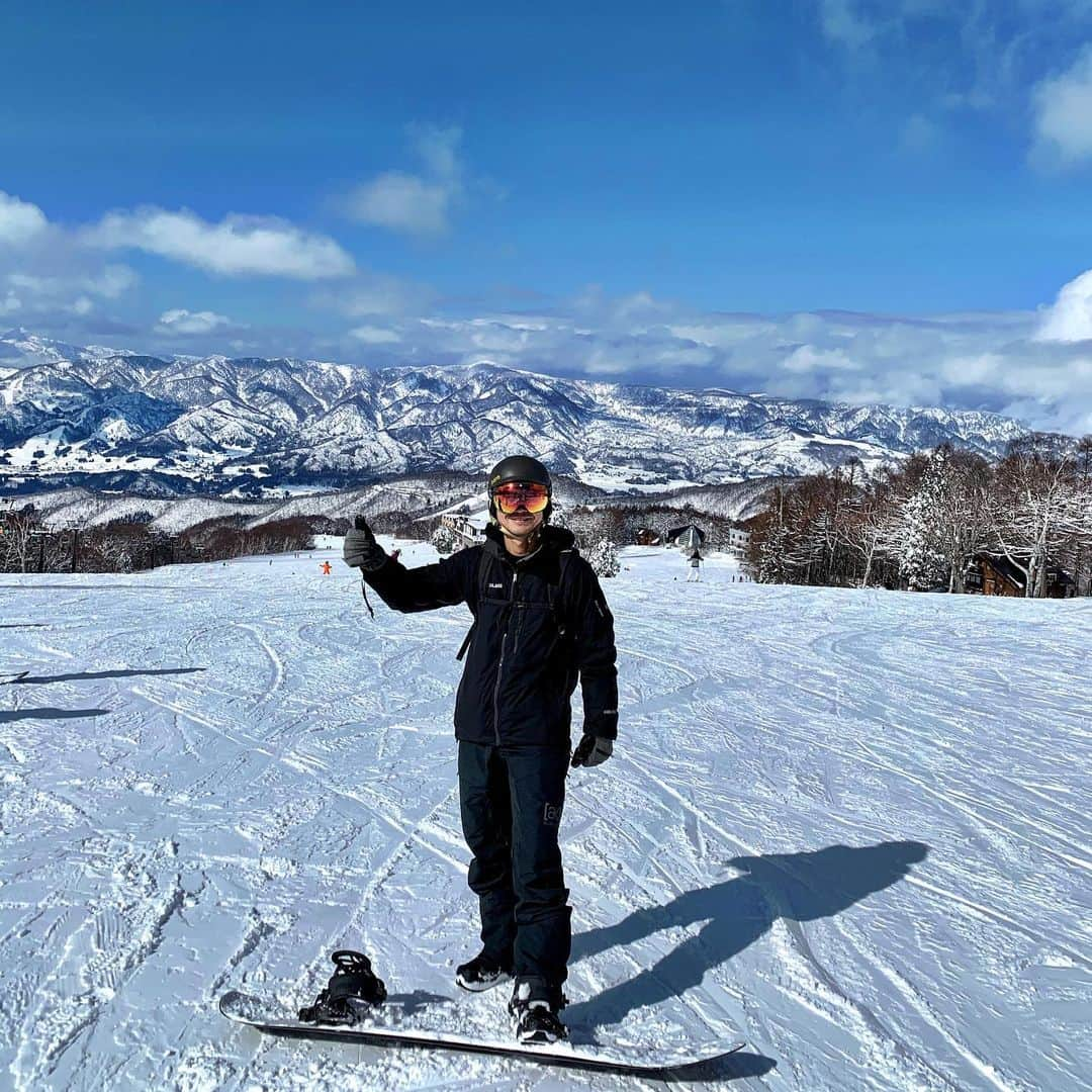 脇阪寿一さんのインスタグラム写真 - (脇阪寿一Instagram)「今週は野沢温泉  #snowboard #snowboarding #スノーボード #野沢温泉スキー場 #野沢温泉」2月2日 21時48分 - juichiwakisaka