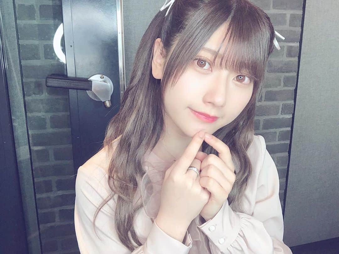 山田麻莉奈さんのインスタグラム写真 - (山田麻莉奈Instagram)「. . 🤪🤪 . #ハーフツイン #ツインテールの日」2月2日 22時04分 - marina.yamada_324