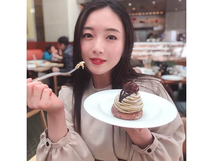 園都さんのインスタグラム写真 - (園都Instagram)「◡̈⃝︎ #holiday #お友だちと過ごす休日  #いちばん好きなケーキは #モンブラン」2月2日 22時08分 - miyakosono_official