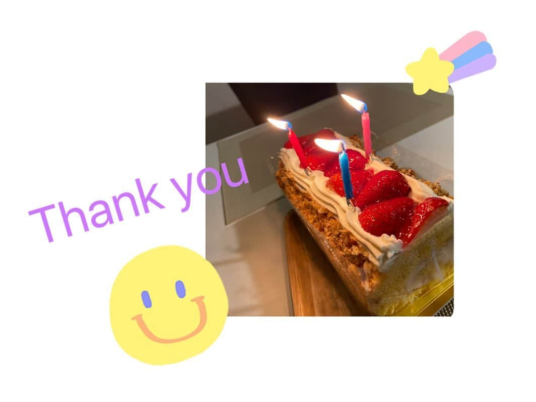 天翔りいらさんのインスタグラム写真 - (天翔りいらInstagram)「今日はお誕生日でしたー☺️❤️ ケーキ食べれた笑  メッセージくださった方ありがとうございます😊！ この一年は、美容に気を使います！！笑 すでにサポートしてくれてる友達に感謝笑  また今年も沢山の出会いがありますように😌」2月2日 22時25分 - lyra_amato