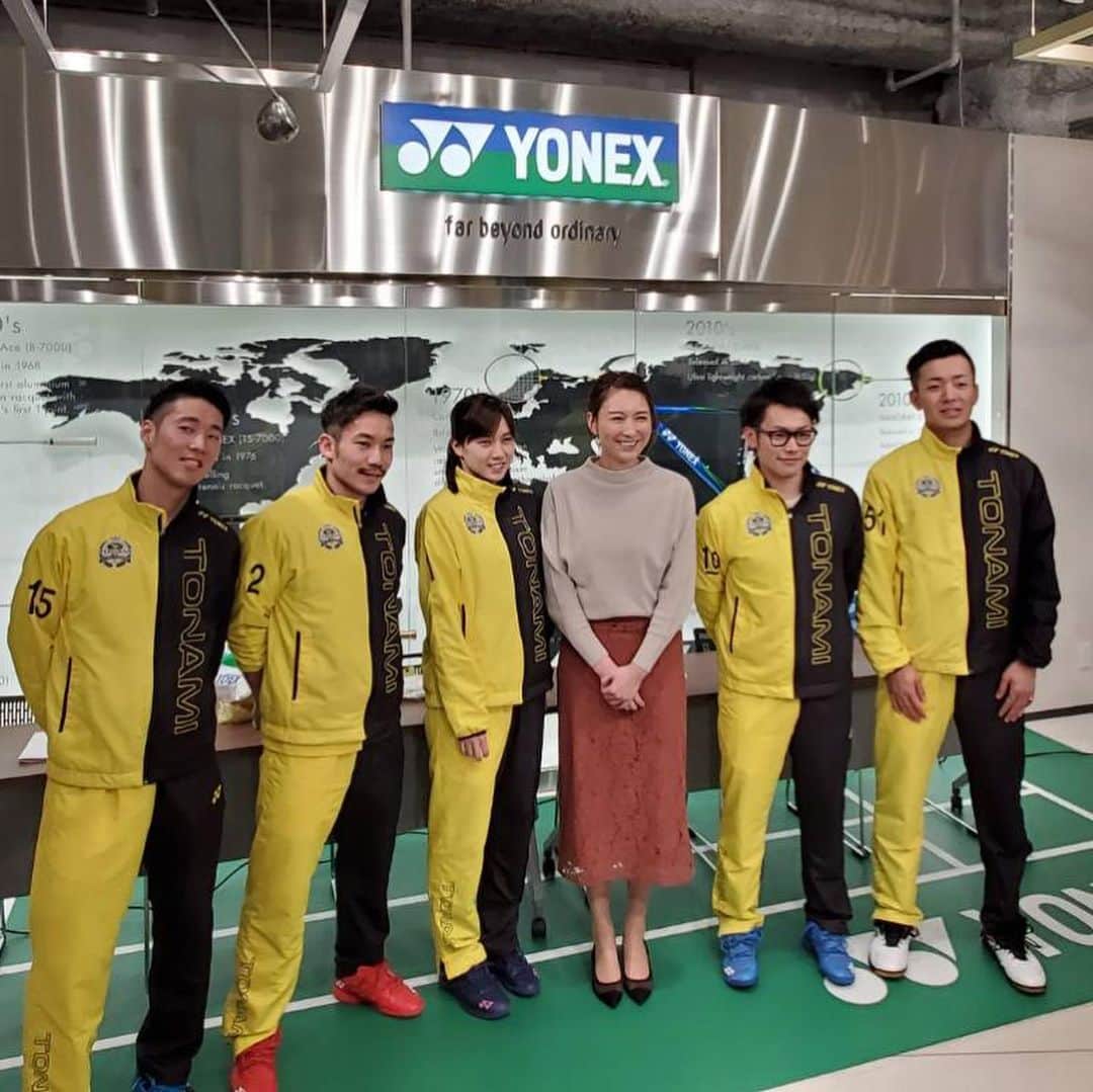 大堀彩のインスタグラム：「今日はYONEX TOKYO SHOWROOMで、トークショーをさせていただきました🏸 ファンの皆様とも間近でお話させてもらい、とても貴重な時間を過ごす事ができました♡ もっともっとファンの皆様に良い報告ができる様、精一杯頑張ります‼︎😊 #YONEX TOKYO SHOWROOM #トークショー #トナミ運輸 #ありがとうございました💕」