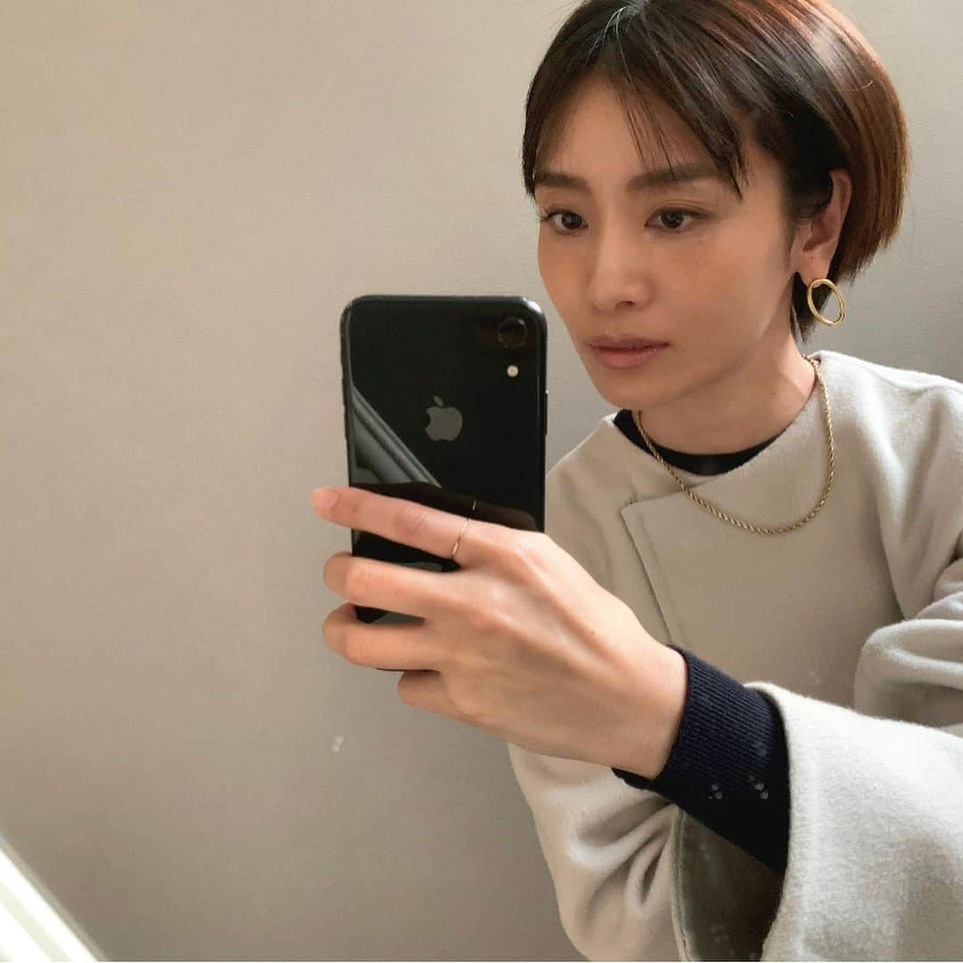 渡邊智子さんのインスタグラム写真 - (渡邊智子Instagram)「. earrings , necklace . #リサイクルジュエリー  #ジェンダーレス #オールブルース  @allbluesofficial 🌏🤲🏻」2月2日 23時06分 - _tomomon