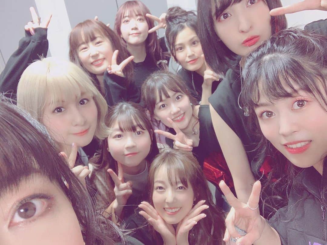 吉田有里のインスタグラム：「⚡Afterglowスペシャルイベント いつも通りの放課後デイズ⚡﻿ ゲストとして出演させて頂きました！！﻿ ご来場下さったみなさま、﻿ ライブ・ビューイングでご覧下さったみなさま、﻿ ありがとうございました…！﻿ ﻿ 私、今日のステージを、﻿ ただのいちファンとして楽しみにしていました。﻿ ﻿ リアルバンドをしていないチームとして、﻿ 同じく、リアルバンドではないAfterglowが、全員揃ってステージをするということ、﻿ とても とても 込み上げるものがありました。﻿ 歌っている姿に とても胸が熱くなりました。﻿ ﻿ 楽しいトークあり、最高のLIVEがあり、﻿ 本当にステキなステージでした。﻿ Afterglow、最強だったなぁ。﻿ ﻿ にぎやかしに、少しでもなれていたらいいなぁ﻿ ﻿ ﻿ バンドリのイベントにお邪魔するたび、﻿ 私なんかで良いのかな、と不安になりながら出演します。﻿ こんな私ですが、暖かく受け入れてくださるバンドリのお客さんの皆様にとても感謝します。﻿ ﻿ ありがとうございました！！！﻿ ﻿ #Afterglow #放課後デイズ #afterglowおつかれ」