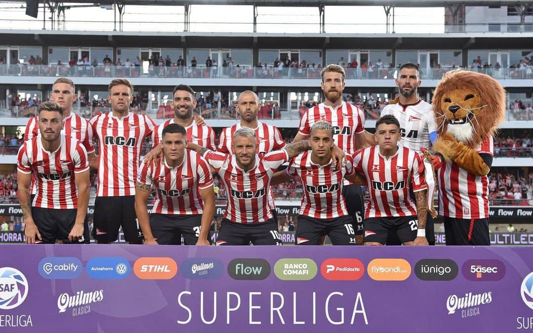 ハビエル・マスチェラーノのインスタグラム：「El primero en UNO 🤩」