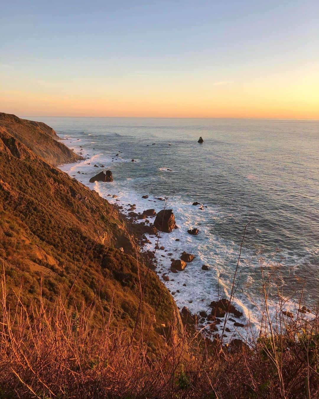 アナベル・ウォーリスのインスタグラム：「California...you win 😍 happy Sunday all of you xxx」