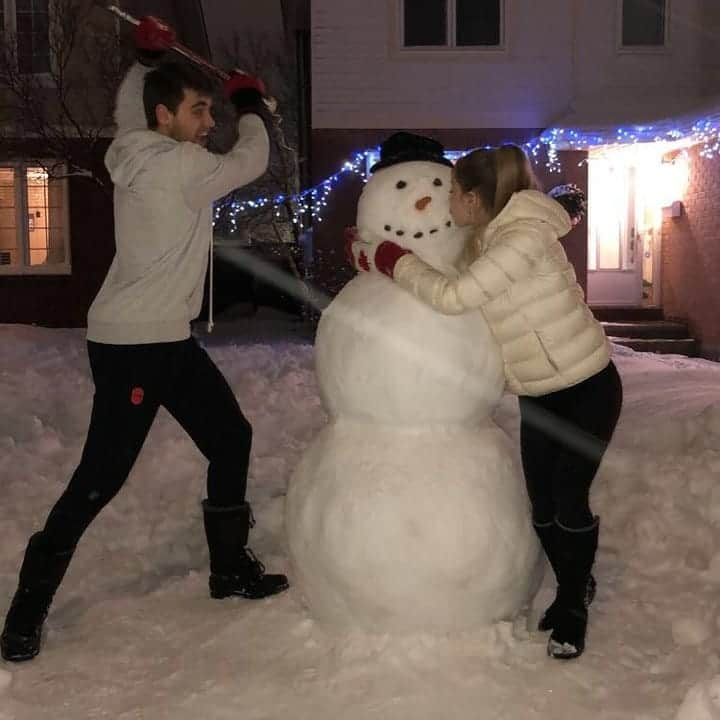 ニコラ・ナドゥーさんのインスタグラム写真 - (ニコラ・ナドゥーInstagram)「Our creation! ⛄」2月3日 1時39分 - nic_nadeau