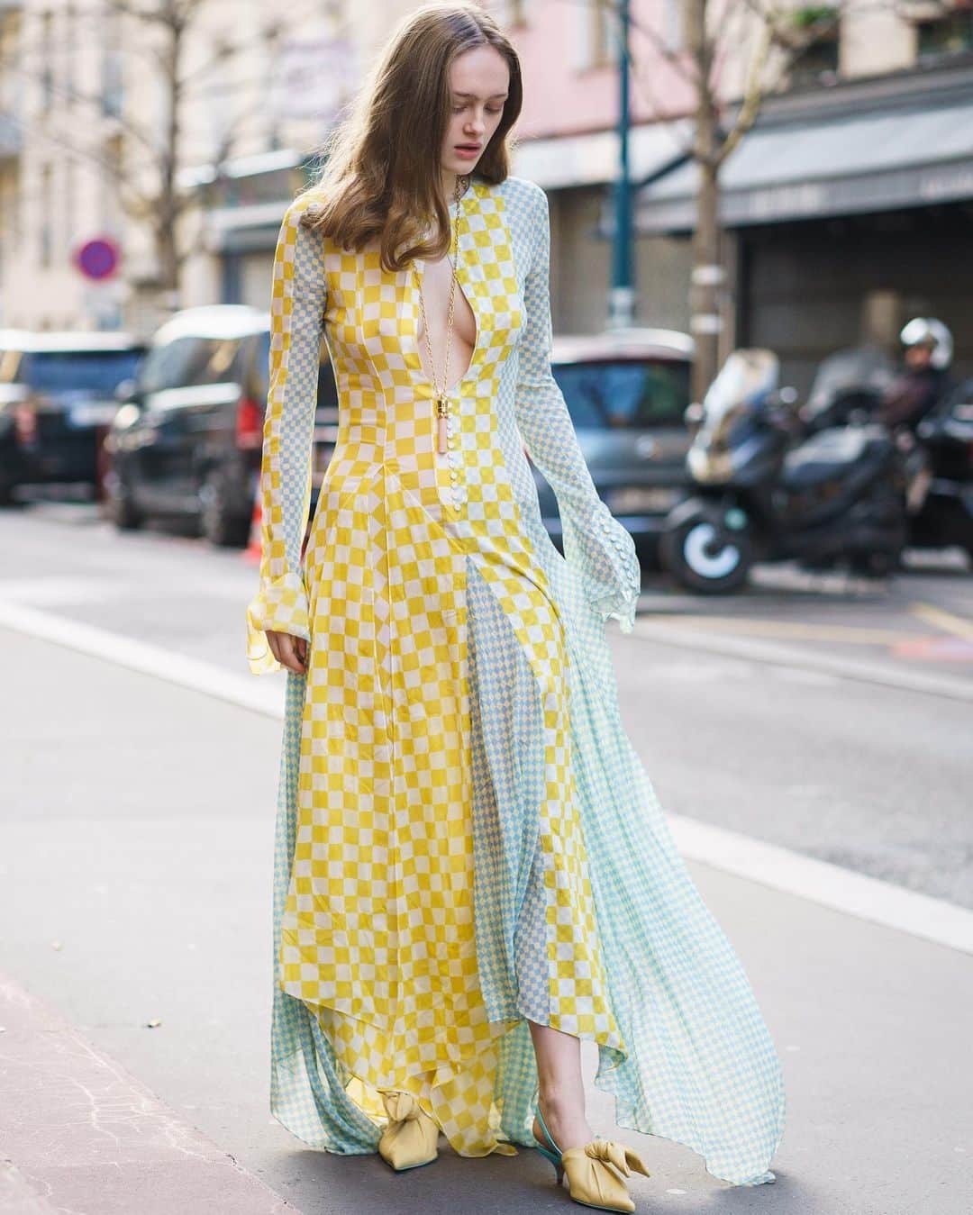 ランバンのインスタグラム：「#LanvinSS20 colors spreading on fanciful characters. #Lanvin」
