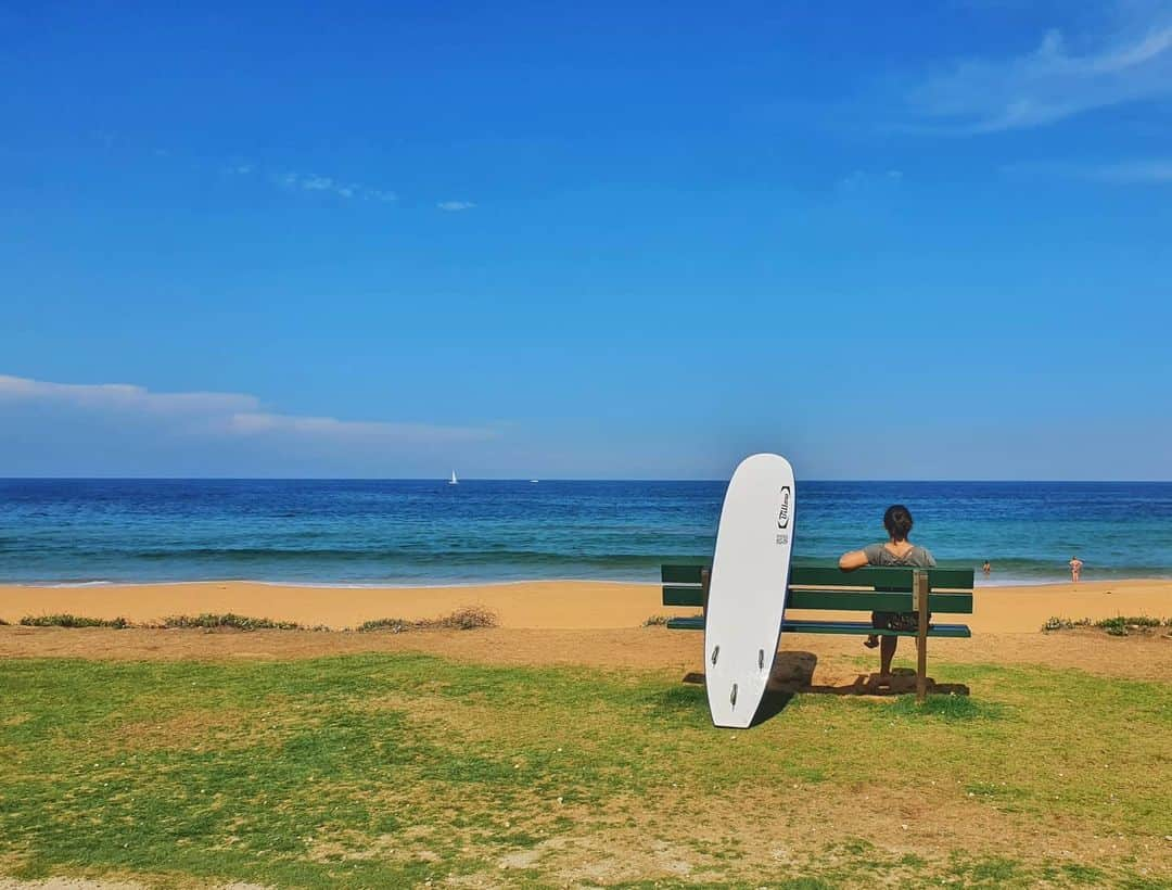 八木愛莉のインスタグラム：「Monday funday ... 😎☀️﻿ ﻿ #australia#sydney#beach#dayoff#sunnyday#sea#mondayfunday#surfing#surflife#waterlife#happyday」