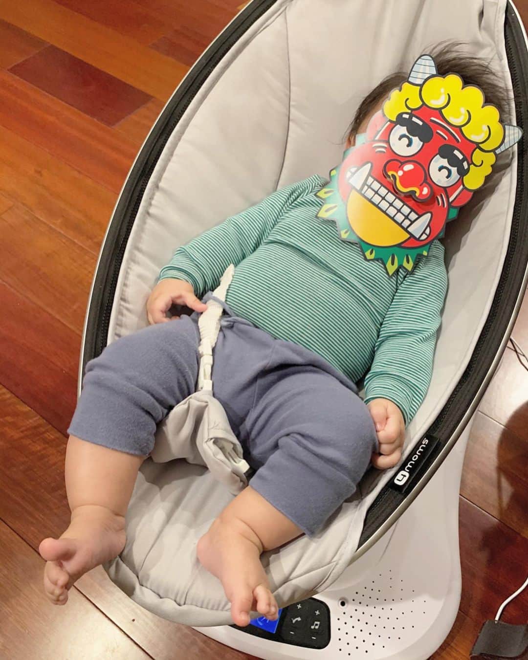 高木りなさんのインスタグラム写真 - (高木りなInstagram)「1日早いけどアッパがいる日曜日に節分ごはん👹✨西南西を向いて恵方巻きをがぶり。息子も納豆巻きをがぶり。わが家の今年の鬼役は次男くんです。笑 일본명절 #세쯔분 (절분. 입춘 전날) 이날은 일본 김밥을 정해진 방향을 향해서 끊지않고 한번에 말없이 먹어요. 그리고 도깨비탈을 쓰고 액이 나가기를 기원하는날인데, 올해 도깨비는... 막내다! ㅎㅎㅎ . #節分#立春#節分ごはん#恵方巻き#豆まき#おうちごはん#일본명절#에호마키#집밥#리나스테이블#setsubun#spring#rinastable」2月3日 14時04分 - rinasvoyage