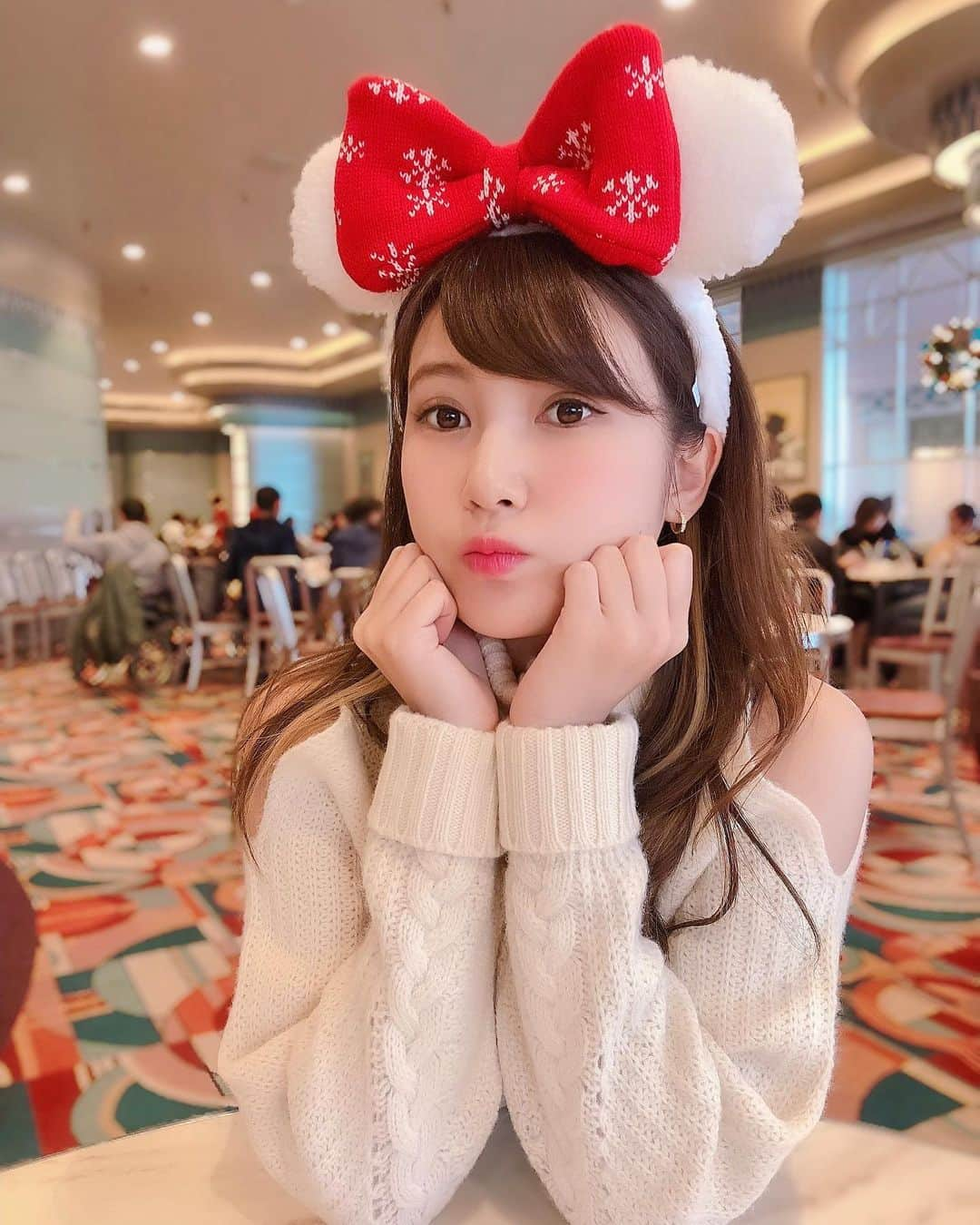 璃子さんのインスタグラム写真 - (璃子Instagram)「ディズニー行きたいなぁ🐭🏰 タワテラアンリミテッドの時期だから尚更🤩 写真は去年のだよ🎀 #ディズニーランド#disneyland#TDL#ディズニー不足#タワテラ#乗りたい」2月3日 14時37分 - ricopiiine