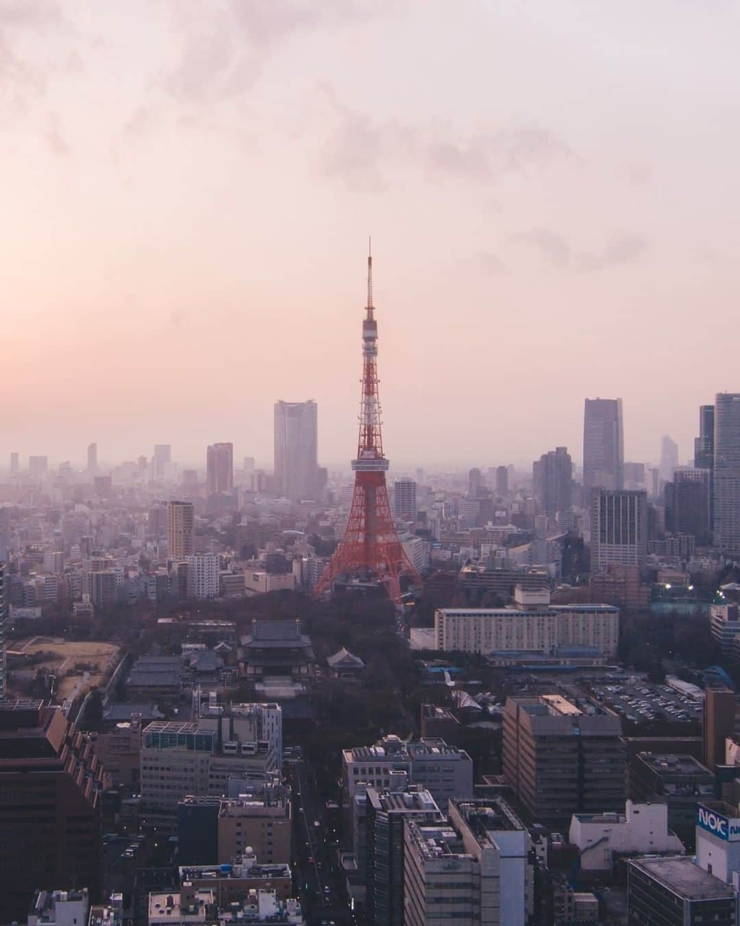 The Peninsula Hotelsさんのインスタグラム写真 - (The Peninsula HotelsInstagram)「Welcome to #Tokyo! Head over to our Instagram Stories to learn more about our favourite spots in @thepeninsulatokyo’s vibrant home city. 📸: @ravenskapratama. ⁣ ⁣ ⁣ ⁣ ⁣ ⁣ ⁣ ⁣ ⁣ ⁣ ⁣ #peninsulahotels #luxuryhotelexperience #luxuryexperience #hotellifestyle #fivestarservice #fivestarhotels #fivestarhotel #peninsulastay #peninsulahotelroom #beautifulhotelrooms #beautifulsuites」2月3日 6時03分 - peninsulahotels