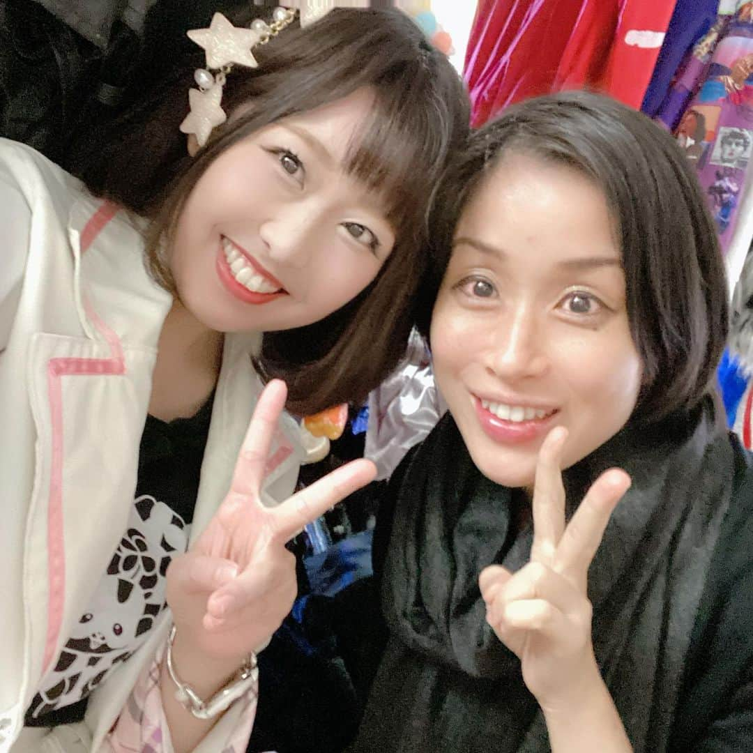 夏目亜季さんのインスタグラム写真 - (夏目亜季Instagram)「2018年から毎年恒例の出演となっていますが！ 今年もホリエモン万博に出演してきました！ 堀江さんも立花党首も鴨頭さんも浜田参議院も稲葉先生も、皆で乾杯！  予防フェスということで、感染症予防について（HPV、コロナ、風疹）話してきました。  本日は区役所で委員会に出席、その後若手議員の会で動画制作の講師、そのあとヘルプマークのイベントで普及活動。  みっちり本日も頑張ります🔥  #堀江貴文　#ホリエモン　#ホリエモン万博 #かもがしらよしひと #鴨頭嘉人 #浜田聡 #稲葉可奈子  #立花孝志　#nhkから国民を守る党 #荒川区議会議員  #夏目亜季 #予防フェス　#予防医療普及協会 #子宮頚がん　#風疹　#コロナウィルス」2月3日 6時08分 - ochame_akichin