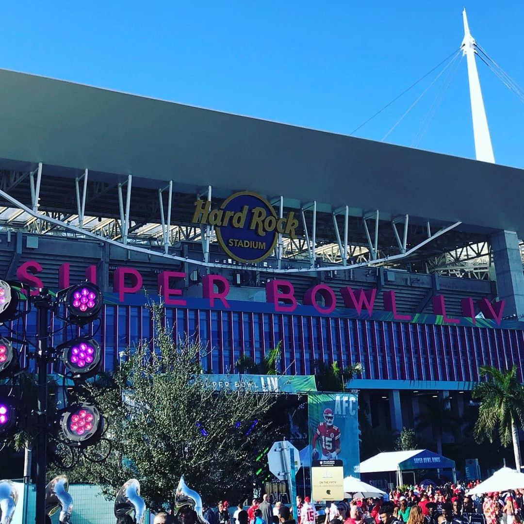 マッシモ・ゴッビのインスタグラム：「Here we are man... Super Bowl LIV 🏈✌🏻 #superbowl2020inmiami  #roadtosuperbowl」