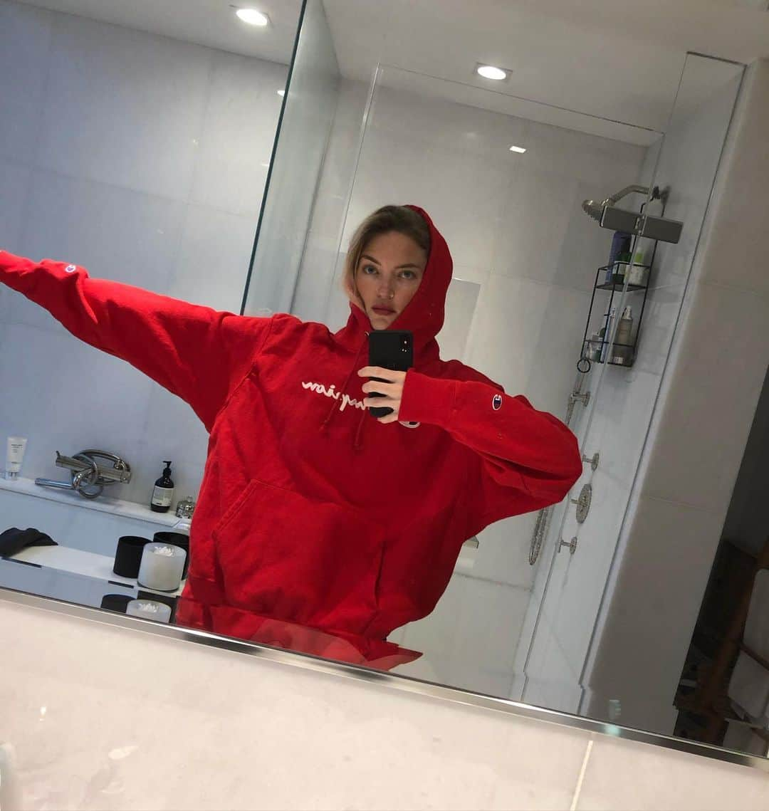 マーサ・ハントさんのインスタグラム写真 - (マーサ・ハントInstagram)「My money’s with Mahomes! Who y’all got? #superbowlsunday🏈」2月3日 7時01分 - marthahunt