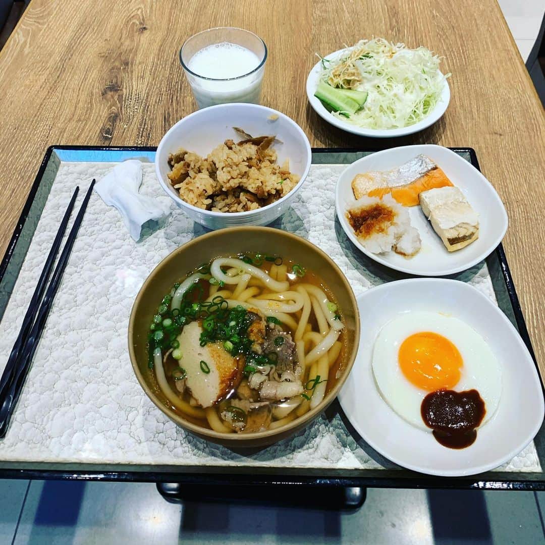 金村義明さんのインスタグラム写真 - (金村義明Instagram)「#朝サウナ入って汗絞り出して  #朝食バイキング #沖縄へ #北谷 #中日ドラゴンズ #毎日放送ラジオ上泉雄一のええなあ  #沖縄読谷 #残波ロイヤルホテルから生放送」2月3日 8時41分 - yoshiaki_kanemura