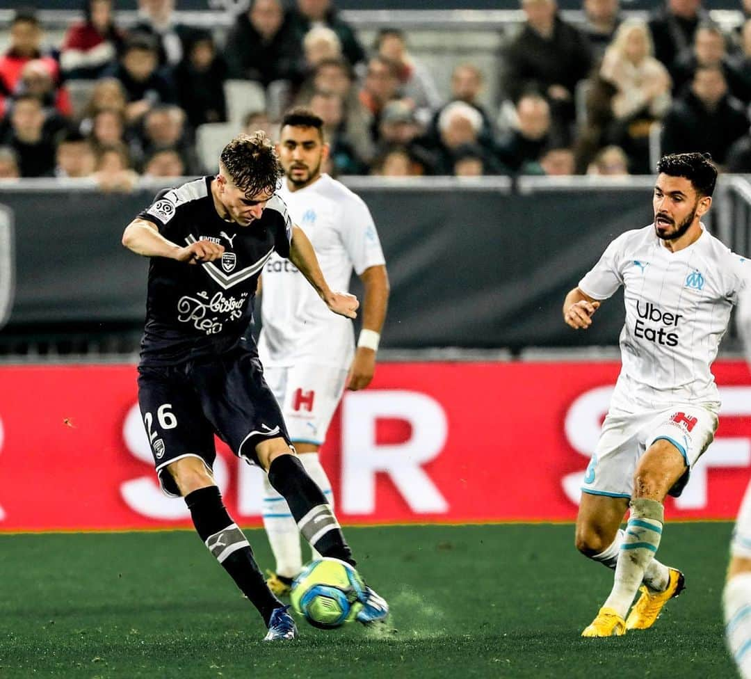 リーグ・アンさんのインスタグラム写真 - (リーグ・アンInstagram)「Un match nul sans but entre les @girondins et l’@olympiquedemarseille 🙅‍♂️ ! #FCGBOM  Les Marine & Blanc poursuivent  leur invincibilité à domicile face aux Phocéens 💪 ⏳...42 ans...⌛️ • • #Ligue1Conforama #FCGB #Girondins #GirondinsdeBordeaux #OM #OlympiquedeMarseille  #MatmutAtlantique」2月3日 8時44分 - ligue1ubereats