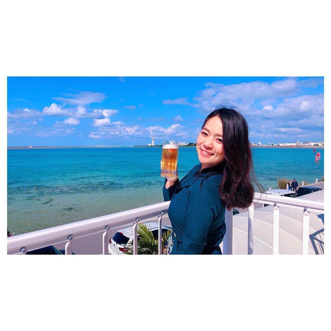 高田汐美さんのインスタグラム写真 - (高田汐美Instagram)「夢とのむからおいしのさ〜 オジー自慢のオリオンビール🍺❤︎ #ウミカジテラス  #沖縄　#オリオンビール」2月3日 9時43分 - shiominniee