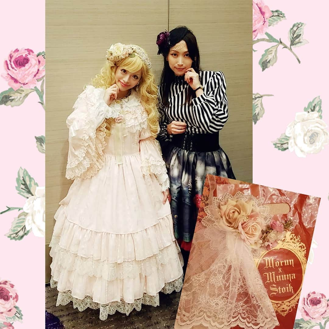 白咲姫香さんのインスタグラム写真 - (白咲姫香Instagram)「Morun x Muuna Stoikさんのデザイナーさんの、るあんさんと♡ここの頭物が大好きで沢山持ってまぁす♡るあんさんと前日まで連絡取り合っていたので無事に会えて嬉しい楽しい時間でした♡そしてブースを出されていたので頭物を購入♡右下のがそれだよ♡YouTubeはこちら↓↓↓ チャンネル名【Princess days】  URL【　https://www.youtube.com/channel/UCuFuDtmK82iOu7fypdRqrDw　】  下手っぴなYouTubeですが、是非チャンネル登録よろしくお願い致します♡ . . . ♡♡♡♡♡♡♡1月スケジュール♡♡♡♡♡♡♡♡♡♡【オープンイベント】 1月24.25.26日エンターテイメントバーゴシップ京都店 ♡♡♡♡♡♡♡♡♡♡♡♡♡♡ .【歌芸夢者】 1月10日♡♡♡♡♡♡ ♡♡♡♡♡♡【 CROKET MIMICTOKYO】♡♡♡♡♡ ♡♡♡♡♡♡♡ . ..#お姫様#princess#白咲姫香 #family #kawaiifashion #タレント #make #ブリデコ新年会 #makeup #人形 #ロリータファッション #hairstyle #モデル #プリンセス #Triplefortune  #小悪魔ageha #dinner #歌 #sweetlolita #ロリータモデル #Lolita#ファッションショー  #ロリータ #Lolitafashion #お姫様 #Barbie #コース料理 #ご飯 #ロリィタ #ブリデコ」2月3日 12時08分 - himeka_shirosaki