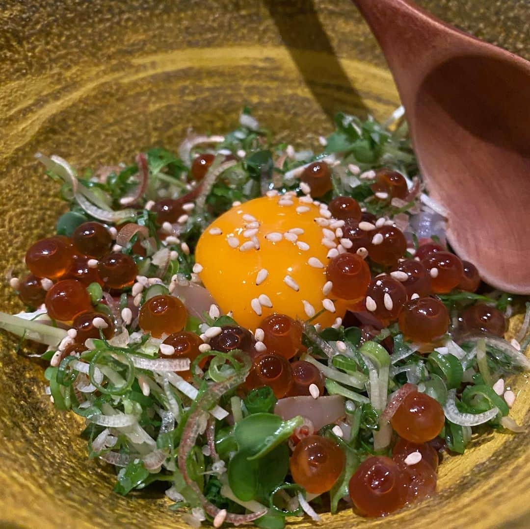 のインスタグラム：「んみゃ😋 食べまくって飲みまくってたらなかなかでした💸」