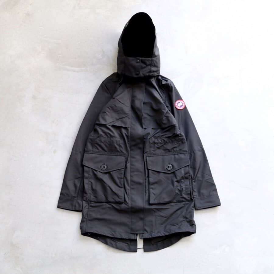 のインスタグラム：「_ ［ladies］ CANADA GOOSE / カナダグース “CAVALRY TRENCH” ￥77,000- _ 〈online store / @digital_mountain〉 https://www.digital-mountain.net/shopdetail/00000011038/ _ 【オンラインストア#DigitalMountain へのご注文】 *24時間受付 *15時までのご注文で即日発送 *1万円以上ご購入で送料無料 tel：084-973-8204 _ We can send your order overseas. Accepted payment method is by PayPal or credit card only. (AMEX is not accepted)  Ordering procedure details can be found here. >>http://www.digital-mountain.net/html/page56.html _ 本店：#WonderMountain  blog>> http://wm.digital-mountain.info/blog/20200203/ _ 〒720-0044  広島県福山市笠岡町4-18  JR 「#福山駅」より徒歩10分 (12:00 - 19:00 水曜、木曜定休) #ワンダーマウンテン #japan #hiroshima #福山 #福山市 #尾道 #倉敷 #鞆の浦 近く _ 系列店：@hacbywondermountain _」