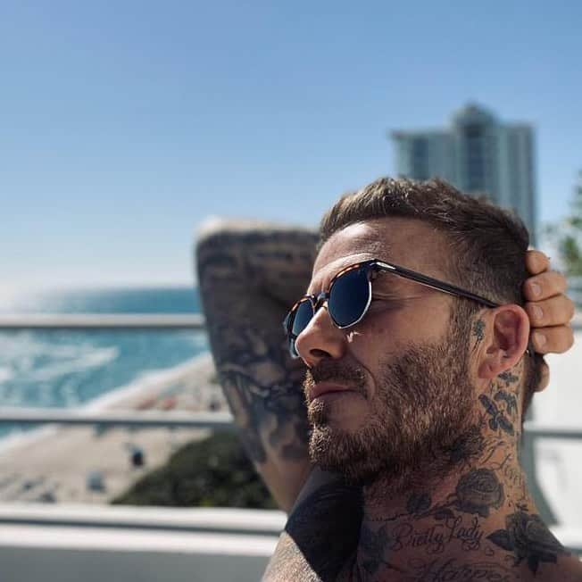 デビッド・ベッカムさんのインスタグラム写真 - (デビッド・ベッカムInstagram)「Love being back in sunny Miami 😎☀ @dbeyewear」2月3日 23時06分 - davidbeckham