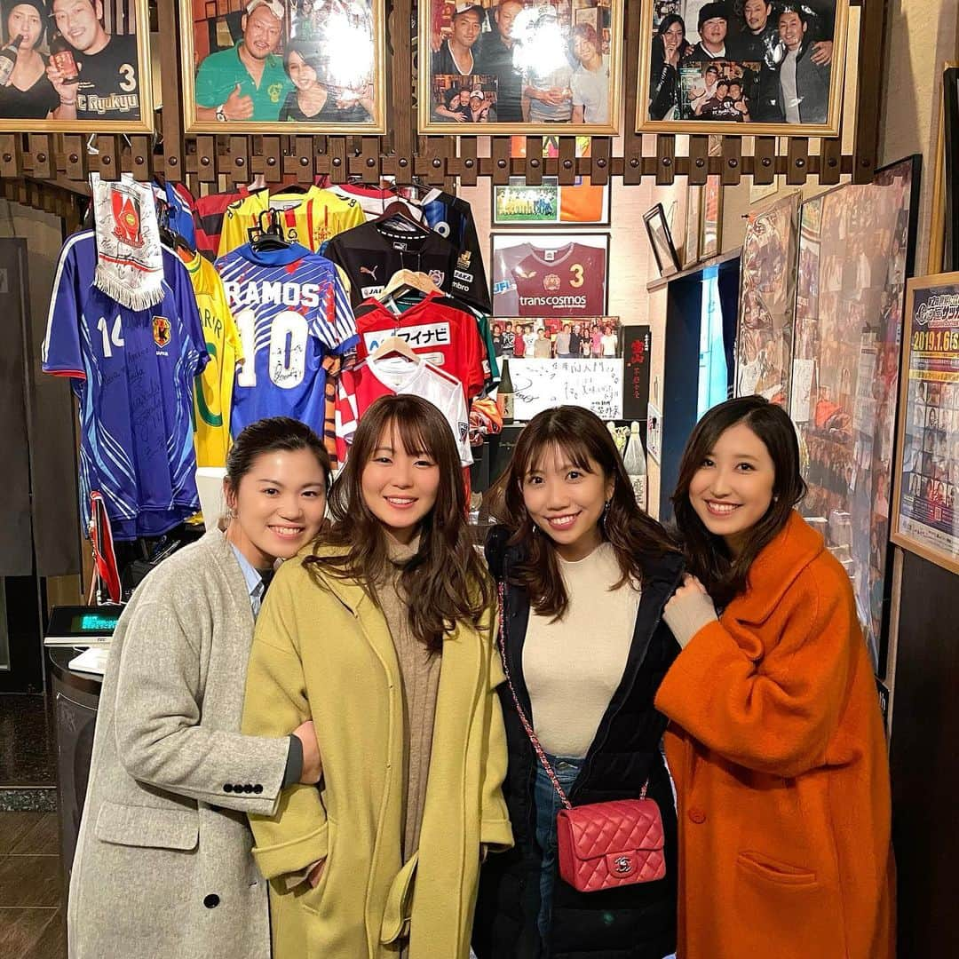 黒田菜月さんのインスタグラム写真 - (黒田菜月Instagram)「静岡スポーツ女子アナ会🍻❤️ 今シーズンもよろしくお願いします😆‼️ . #新年会 #やっとできた #女子会 #楽しすぎ #うにく #美味しすぎ #贅沢の極み乙女 #焼肉 #南大門  #ありがとうございます @tadaaki.matsubara . #みなスポ @minaspo_sbs  #スポパラ #森直美 アナ #Dスポ #臼井佑奈 アナ #たっぷり静岡 #各務梓菜 アナ」2月3日 23時48分 - nyaaatsuki_krd