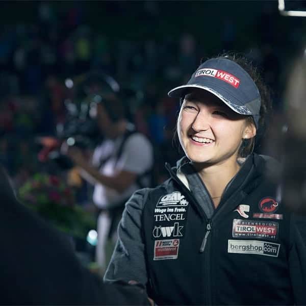 マグダレナ・ロックのインスタグラム：「Competition climbing was a fulfilling, intensive and sometimes exhausting chapter of my life. Now it's over!  It was definitely one of the hardest decisions I had to make and I'm so grateful for all the great moments I had in this sport and with the climbing community in general.  Climbing will always be a part of my life.  But now it's time for me to move on and I'm really looking forward to it! 📸: @austriaclimbing」