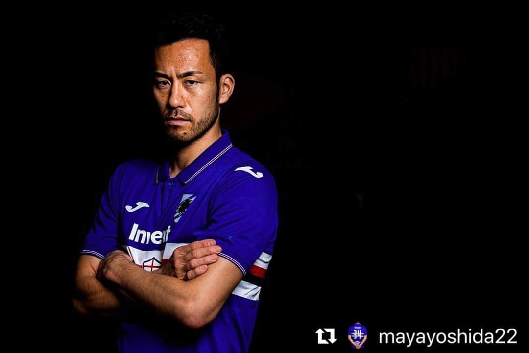 サッカーキングさんのインスタグラム写真 - (サッカーキングInstagram)「. 吉田麻也、サンプドリアのユニ姿を披露 背番号は名古屋時代着用の「34」 . 📷Photo from @mayayoshida22 . . ----------------- Buongiorno a tutti, Blucerchiati!  Innanzitutto ringrazio la società Sampdoria per avermi dato questa grande opportunità.  Non vedo l’ora di entrare in campo a Marassi, cercherò di dare tutto per la mia nuova squadra.  Grazie 🔵⚪🔴⚫⚪🔵 #sampdoria ----------------- #リポスト #repost #吉田麻也 #mayayoshida #サンプドリア #sampdoria  #セリエA #seriea #football #calcio #サッカー #⚽️ #サッカーキング」2月3日 16時13分 - soccerkingjp