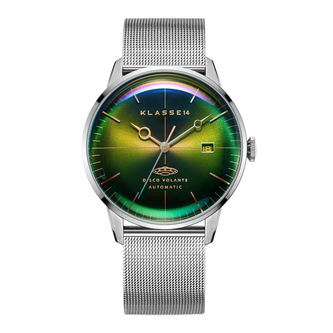 KLASSE14さんのインスタグラム写真 - (KLASSE14Instagram)「Introducing the Disco Volante Stardust – a retro-futuristic piece that defies space and time. This collection features 4 different color dials with an iridescent domed glass with a touch of classic 60s design with a super slim automatic movement. #klasse14 #ordinarilyunique #discovolante #watch #new #fashion #lifestyle #UFO #scifiworld #timetravel #futuristic #outerspace ##retrowave」2月3日 19時20分 - klasse14