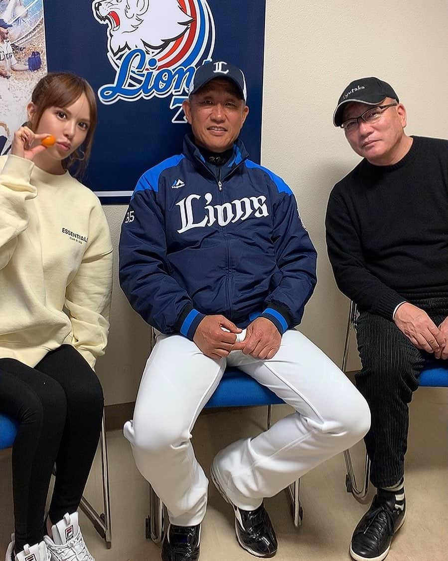 森藤恵美さんのインスタグラム写真 - (森藤恵美Instagram)「プロ野球キャンプ動画2日目🦁🔥⚾️ 今日は、昨年末に続き2度目の登場となる西武ライオンズの辻発彦監督です😃⚾️ 今シーズンの打順や松坂大輔投手についてなど、たくさん話して下さってます😆 #西武ライオンズ #辻発彦監督 #プロ野球 #プロ野球キャンプ #youtube #高木豊youtubeチャンネル」2月3日 19時41分 - emi_morifuji