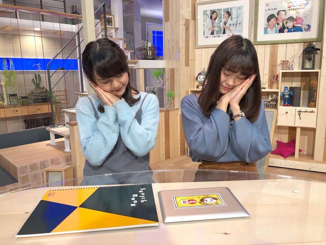 石野智子のインスタグラム：「🍀 ・ ・ 昨夜の「アナ活！」も ありがとうございました💫 1枚目の写真は 次回の「アナ活！」です！ 来週もよろしくお願いします( ᵕᴗᵕ )*･☪︎·̩͙ ・ 〜今年のアナ活！の写真を添えて〜 ・ ・ #女子  #抱負 #マラソン #オリンピック #デトックス #野球 #独立リーグ #北海道ベースボールリーグ #バスケ #レバンガ北海道 #Bリーグ #オールスターゲーム #休日の過ごし方  などなど、色々な話題😊🎙 ・ ・ #北海道 #札幌 #uhb #アナウンサー」